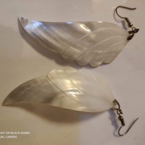 Shell Winged Earrings (1.5 inch)